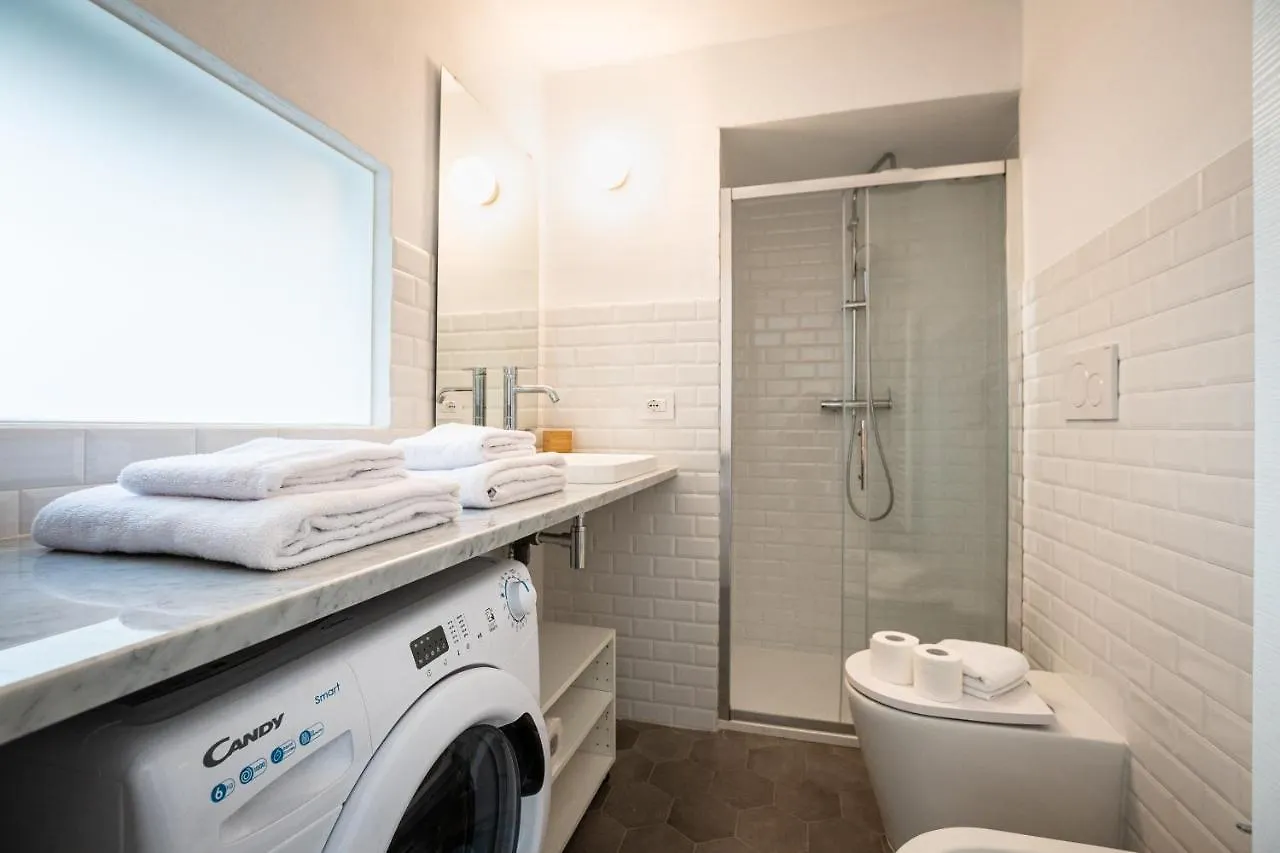 Bocconi Studio Apartamento Milão
