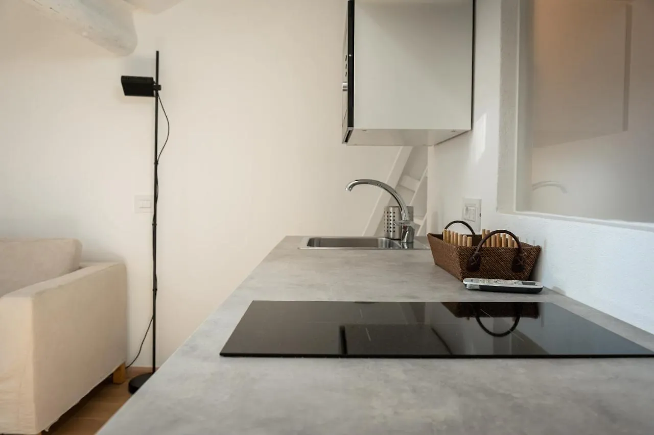 Bocconi Studio Apartment Milan 0*,